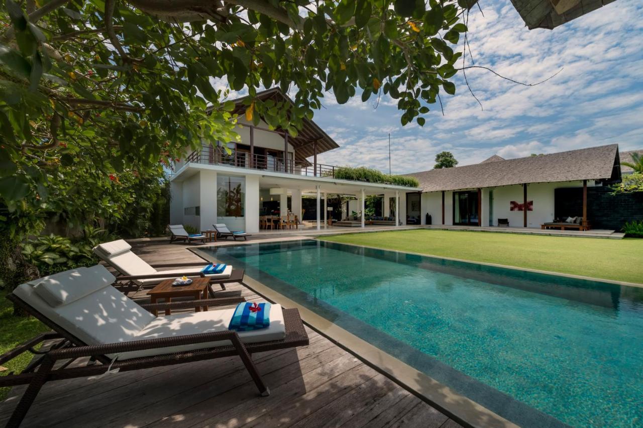 Villa Kavya - 8-Minute Walk From Berawa Beach Canggu Buitenkant foto