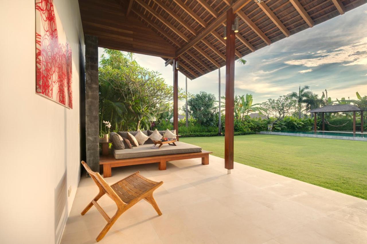 Villa Kavya - 8-Minute Walk From Berawa Beach Canggu Buitenkant foto
