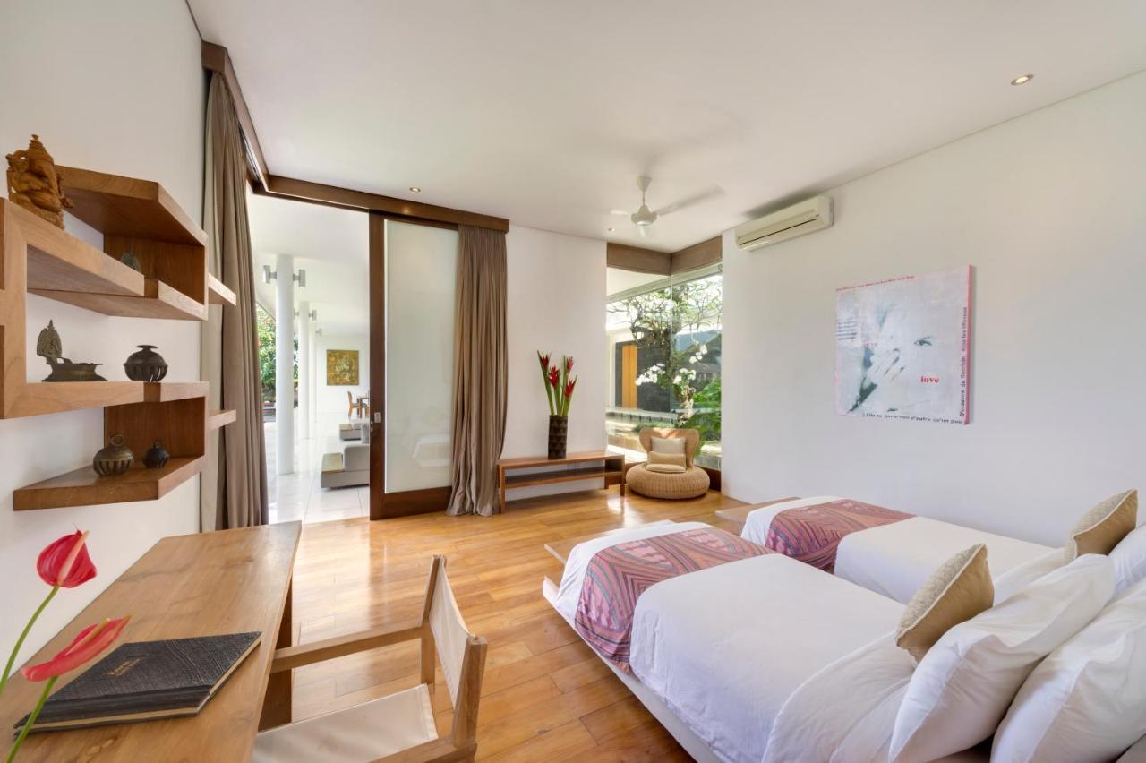 Villa Kavya - 8-Minute Walk From Berawa Beach Canggu Buitenkant foto