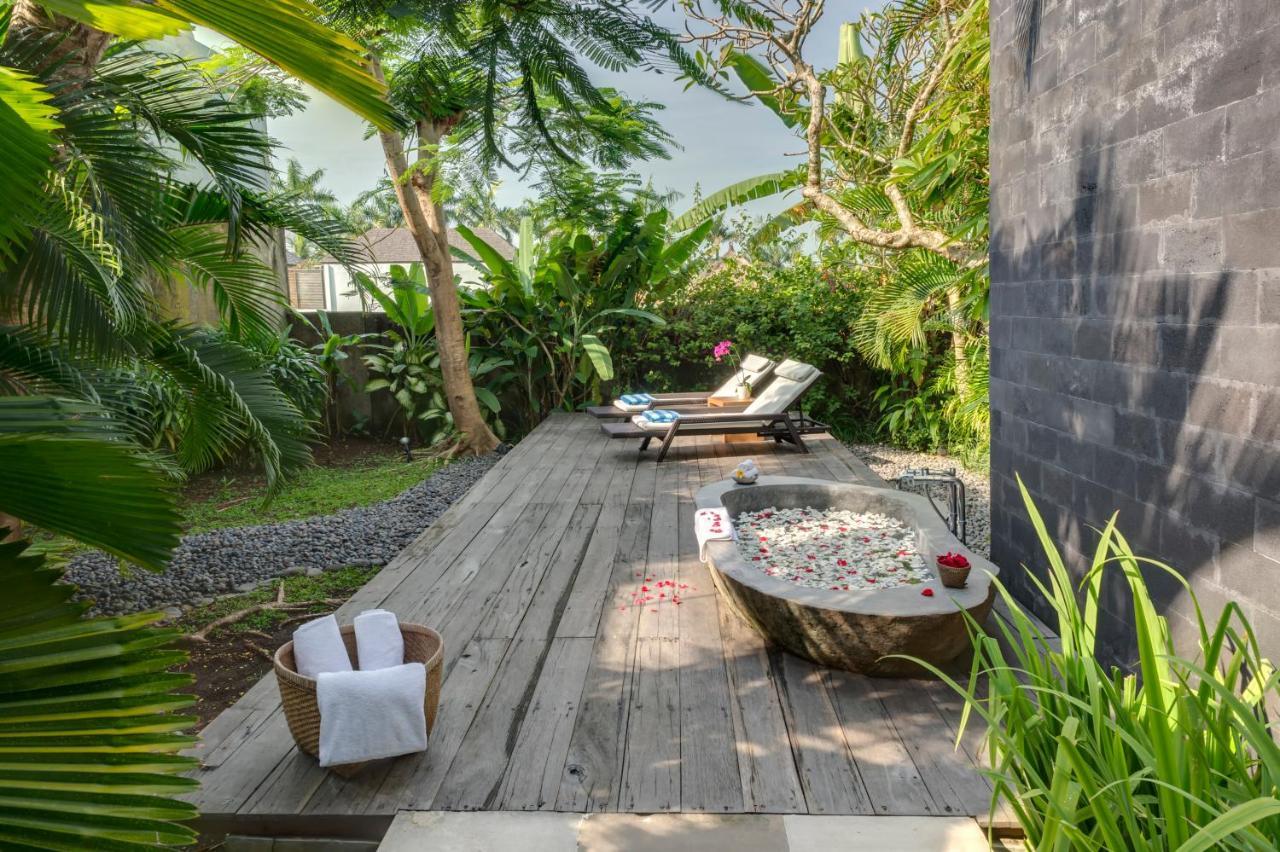 Villa Kavya - 8-Minute Walk From Berawa Beach Canggu Buitenkant foto