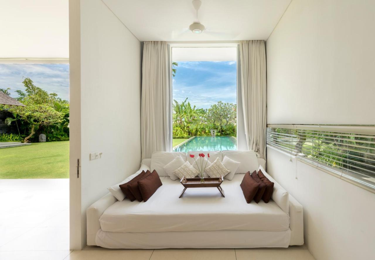 Villa Kavya - 8-Minute Walk From Berawa Beach Canggu Buitenkant foto