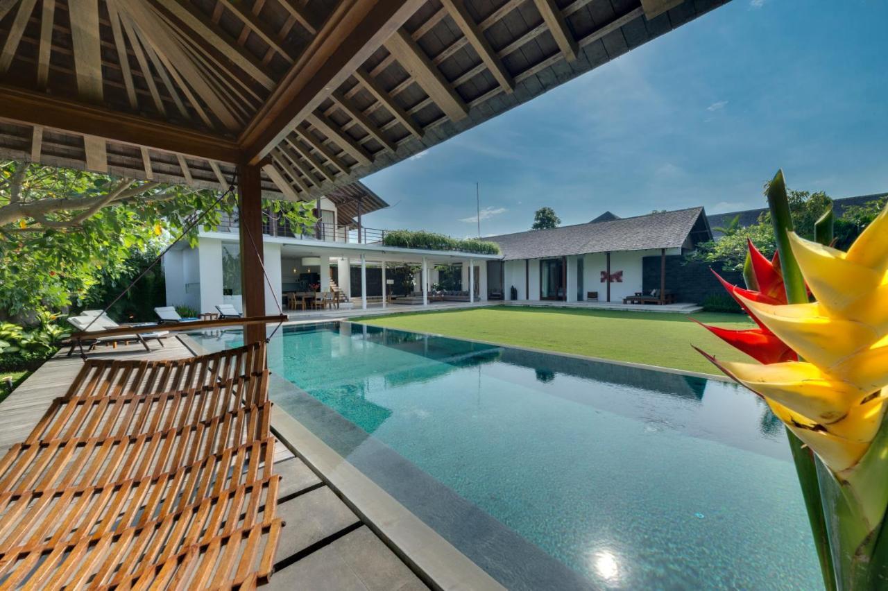 Villa Kavya - 8-Minute Walk From Berawa Beach Canggu Buitenkant foto